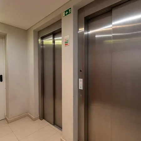 Luz T1 דירה ססימברה